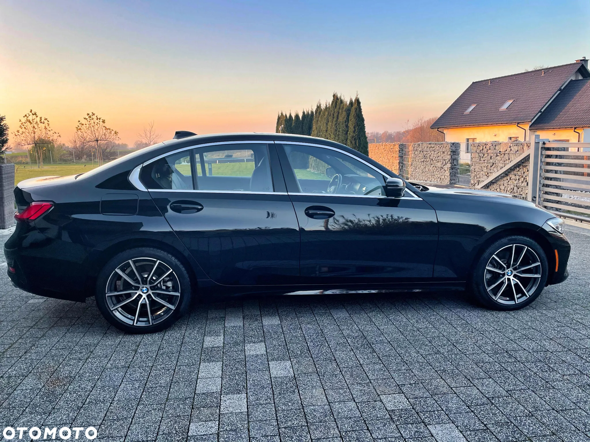 BMW Seria 3 330i - 5