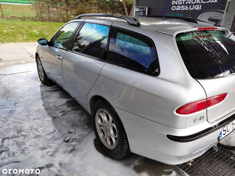 Alfa Romeo 156 2.5 V6 - 5