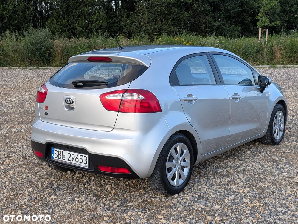 Kia Rio 1.2 L - 28