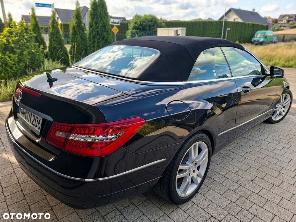 Mercedes-Benz Klasa E 200 CGI BlueEffICIENCY - 3