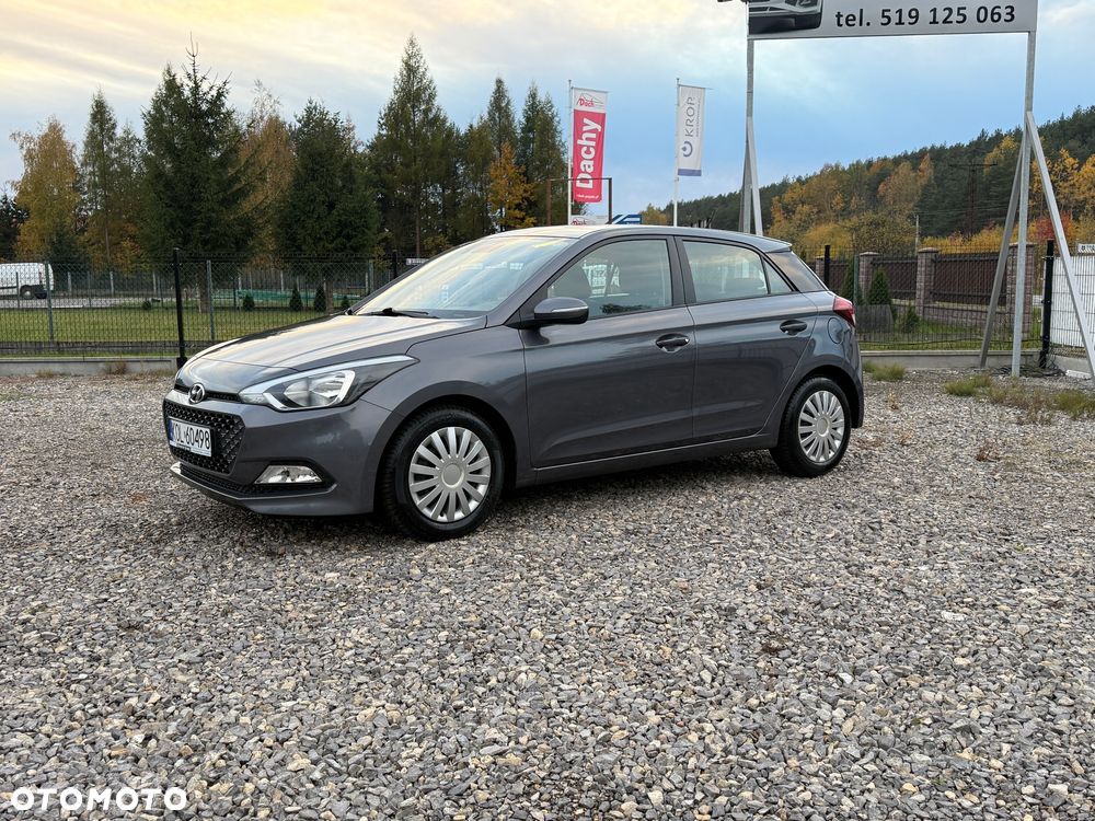 Hyundai i20 blue 1.2 Trend - 11