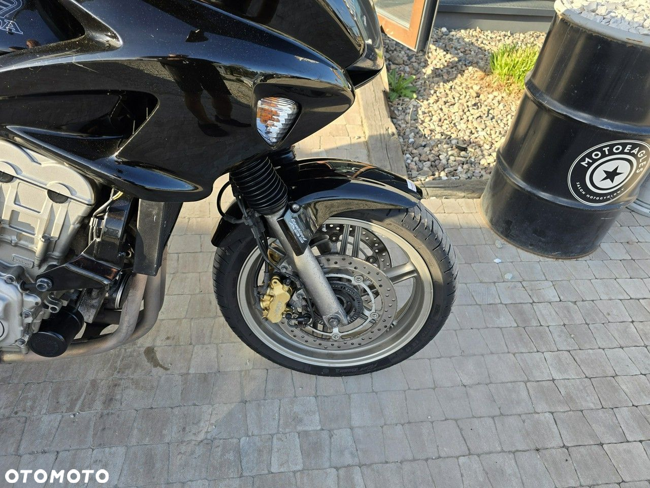 Honda CBF - 10