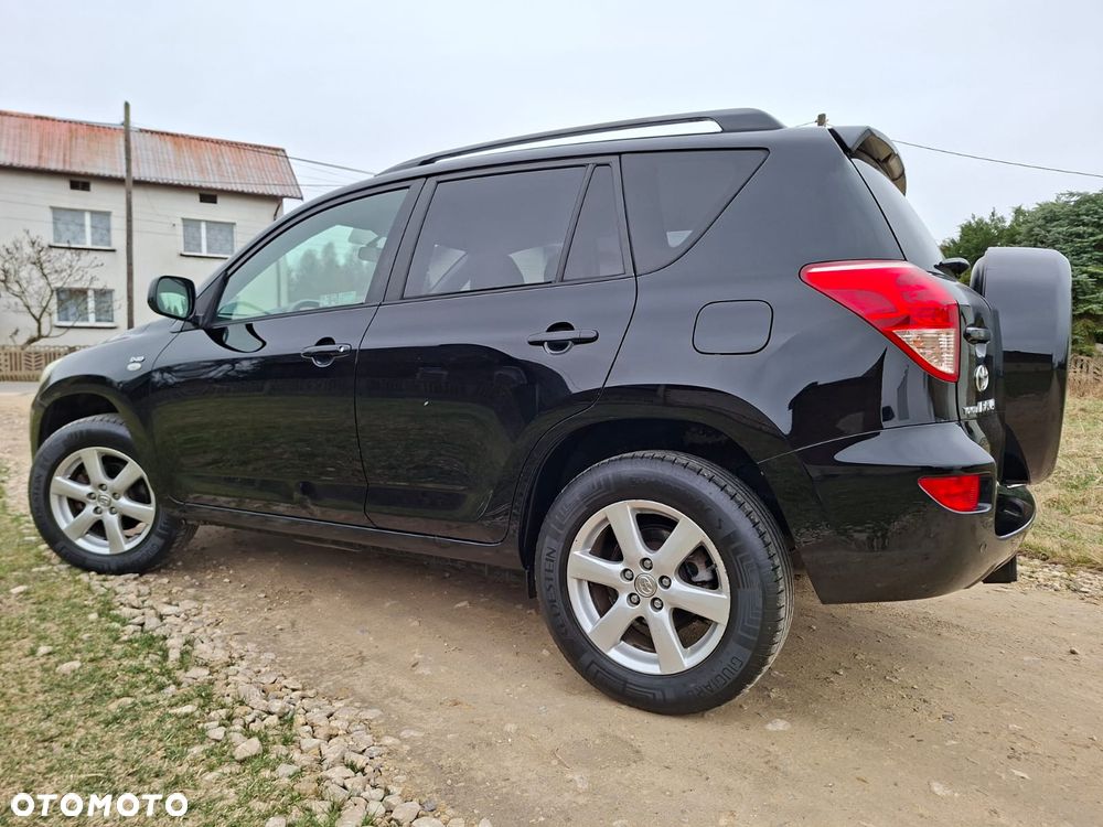 Toyota RAV4 2.2 D-4D Premium - 5