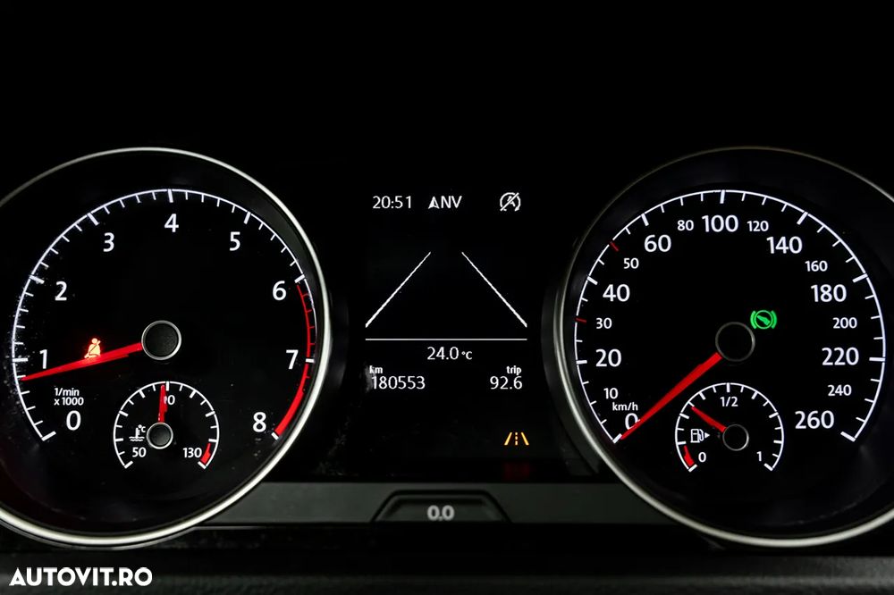 Volkswagen Golf 1.4 TSI BlueMotion Technology DSG Highline - 37