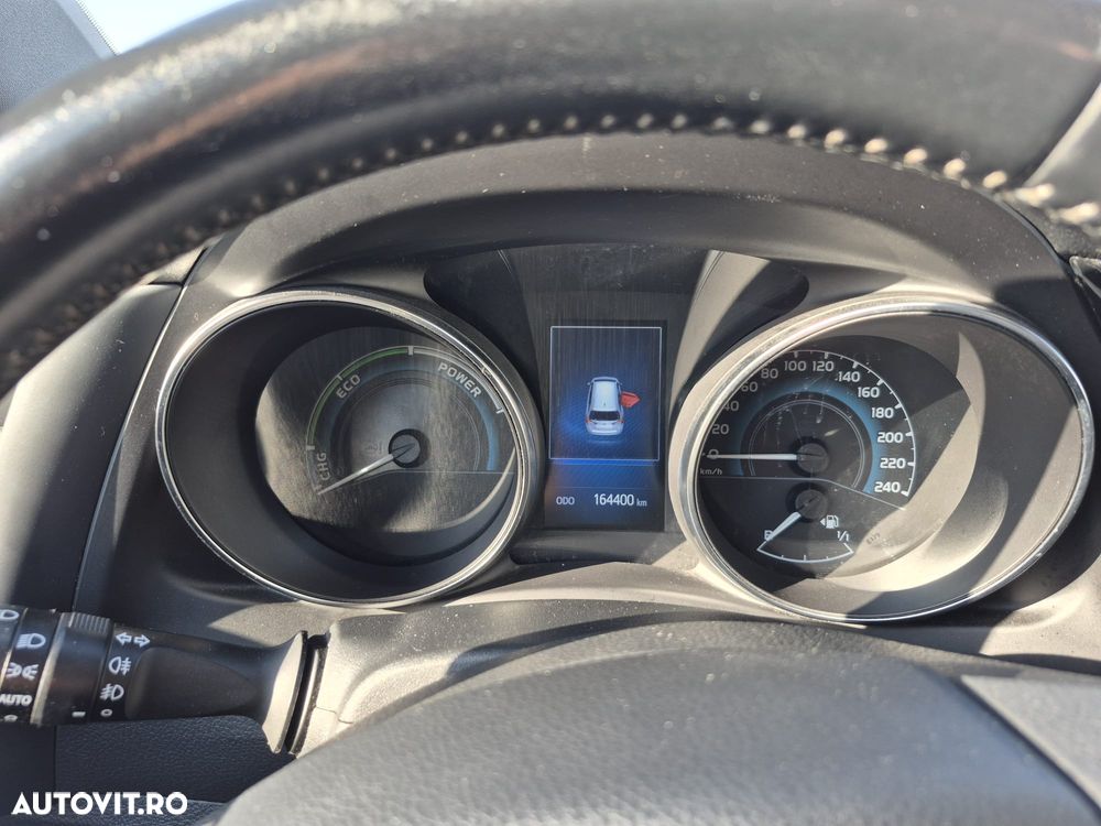 Toyota Auris 1.8 L VVT-i HSD Luna - 13