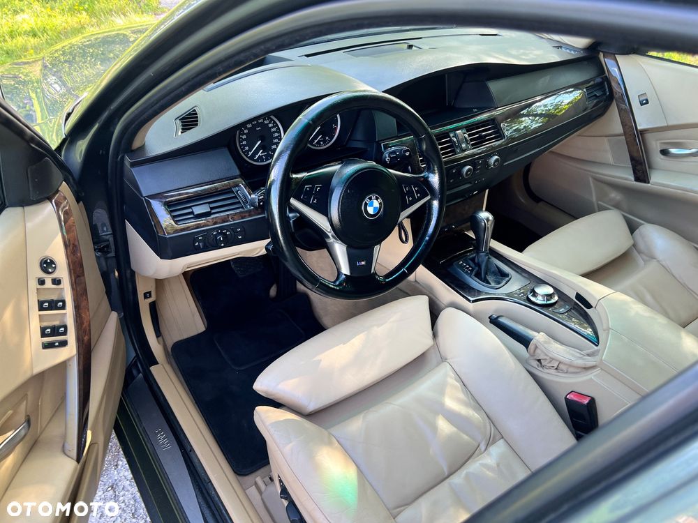 BMW Seria 5 535d Sport-Aut - 18