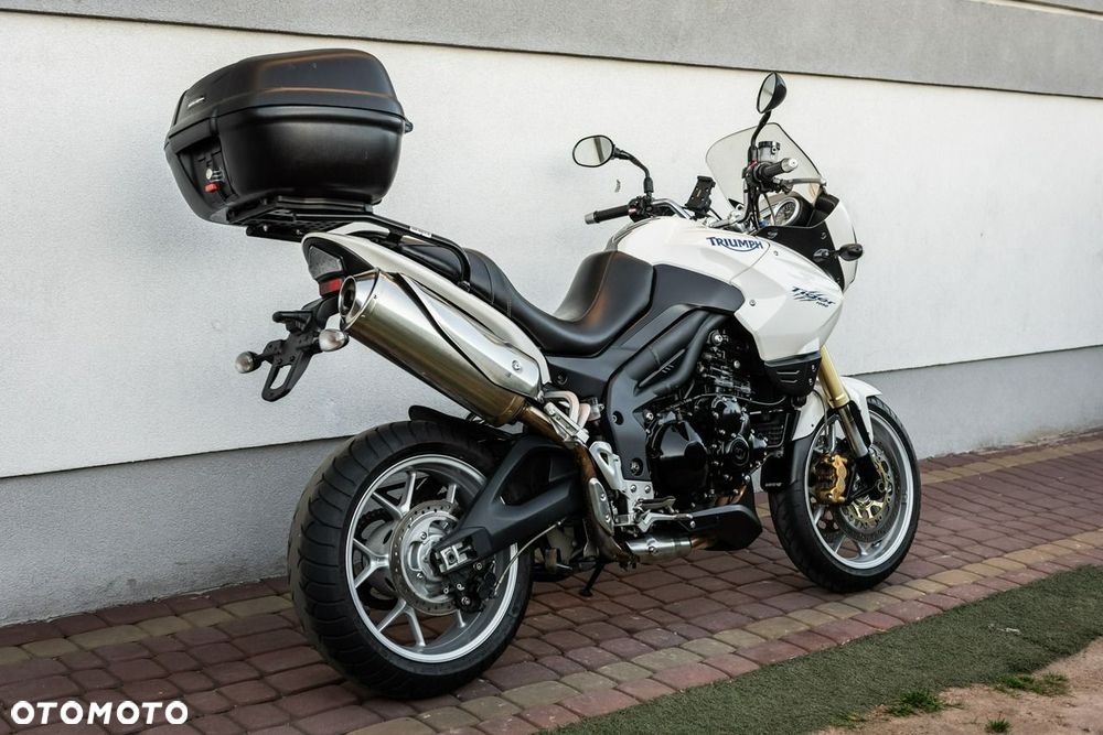 Triumph Tiger - 4