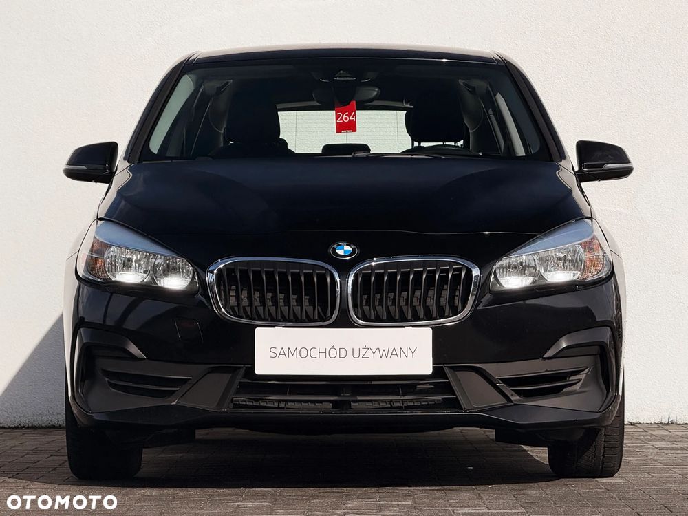 BMW Seria 2 218i - 5