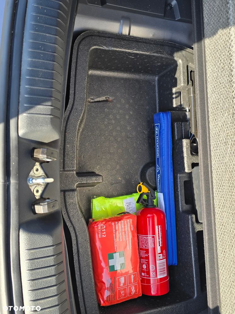 Hyundai i30 1.5 Pure - 27