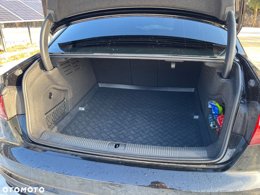 Audi A4 Limousine 40 TFSI quattro S tronic - 20