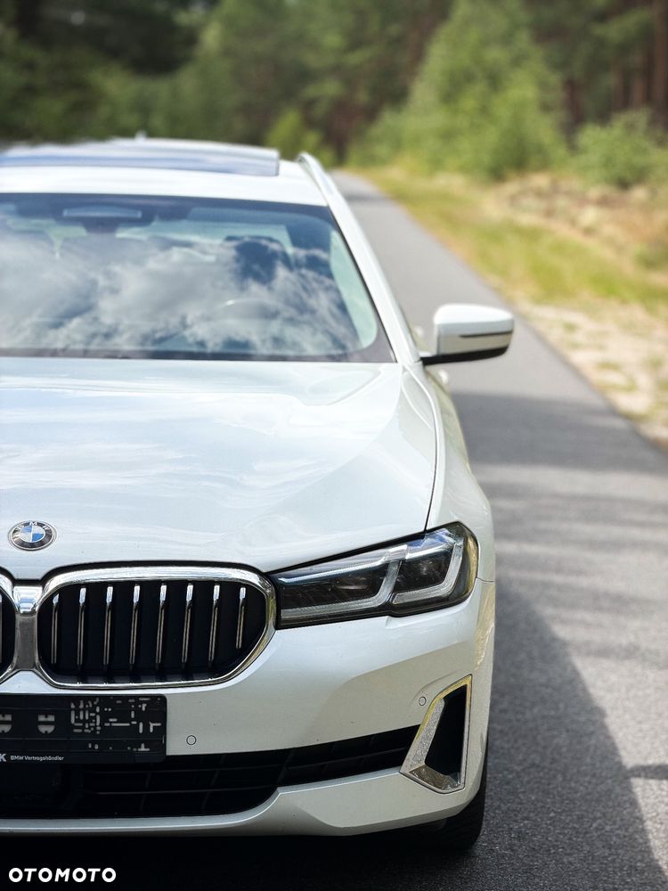 BMW Seria 5 530d xDrive mHEV Luxury Line - 4