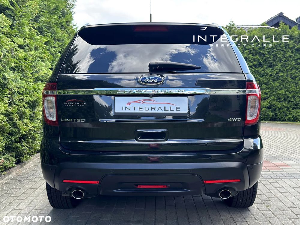 Ford Explorer - 30