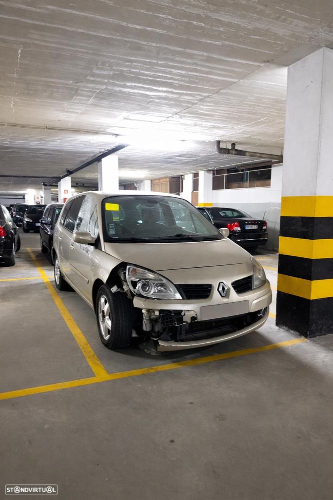 Renault Grand Scénic - 4