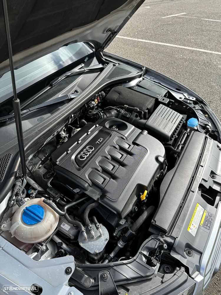 Audi A3 Sportback 1.6 TDI Advance Ultra - 14