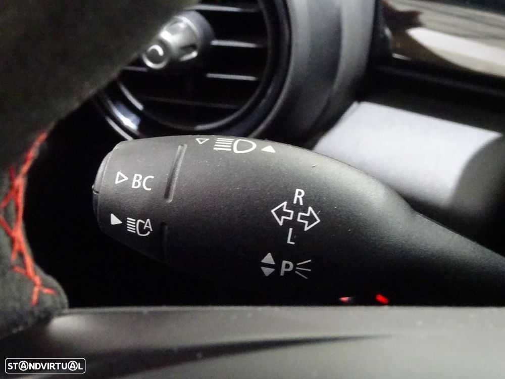 MINI 3 Portas John Cooper Works - 12