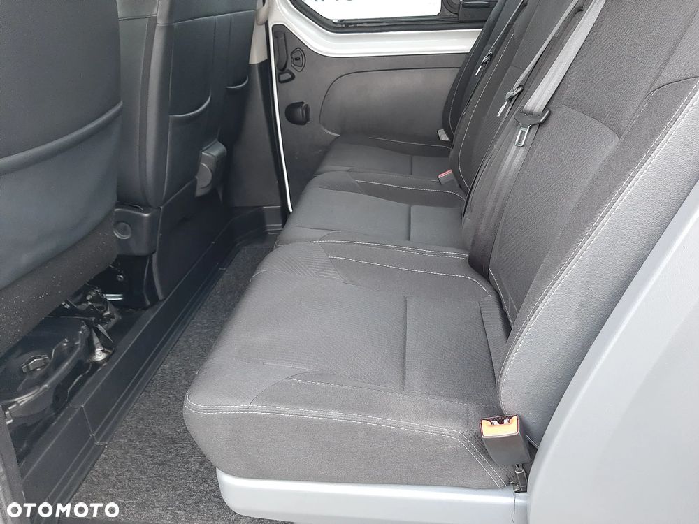 Renault Trafic - 19
