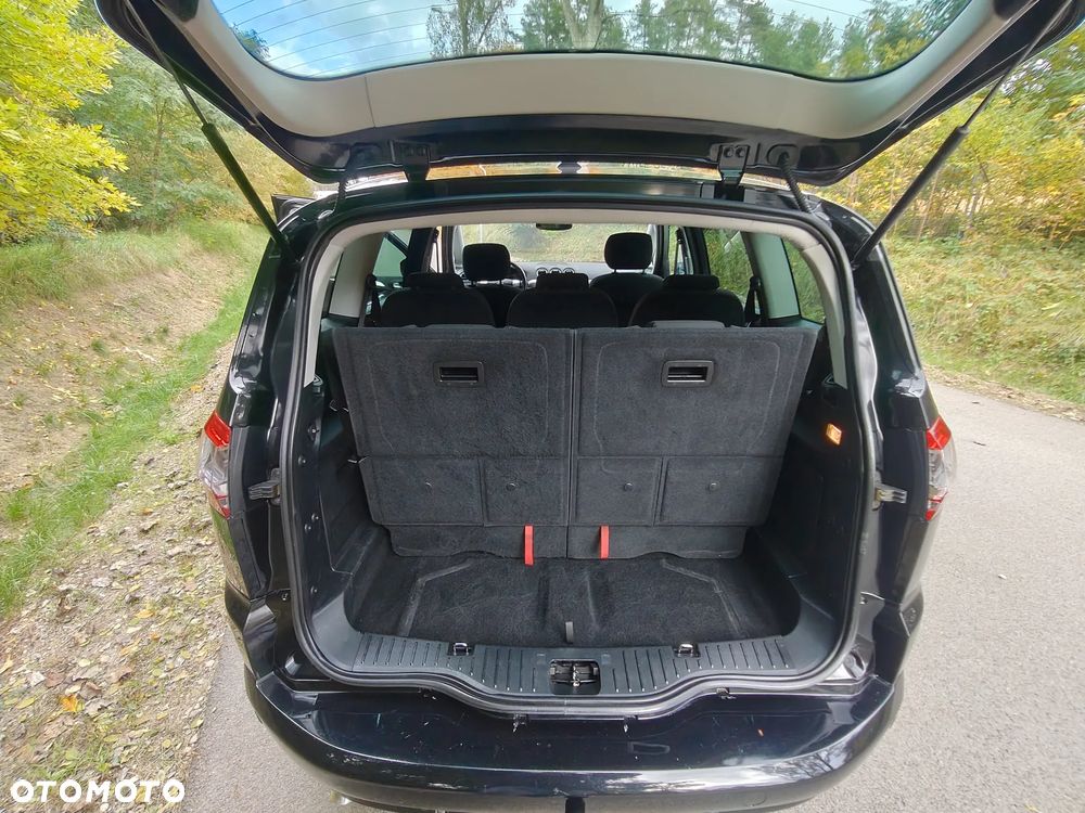 Ford S-Max 2.0 TDCi DPF Champions Edition - 26