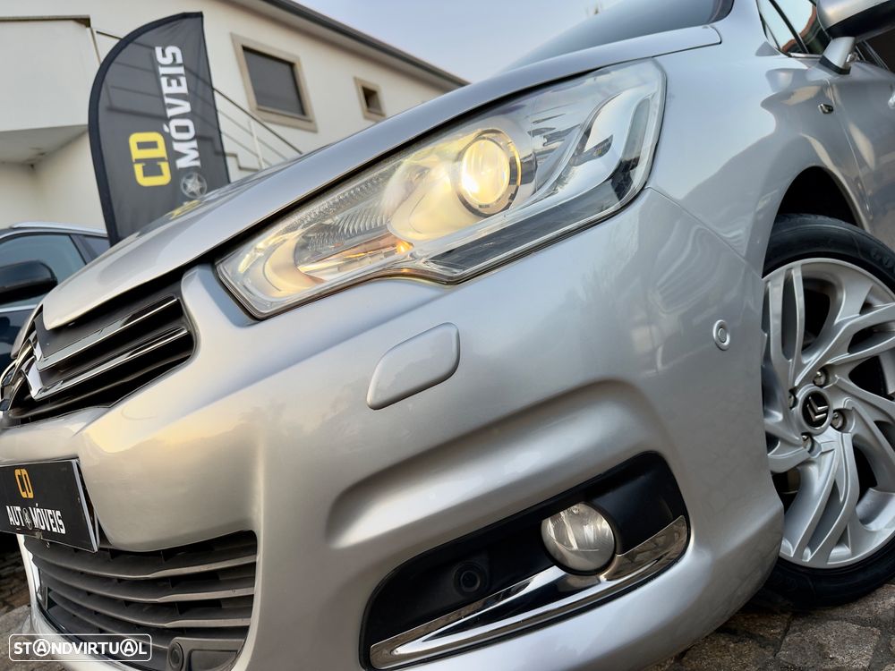 Citroën C4 HDi 110 Exclusive - 12