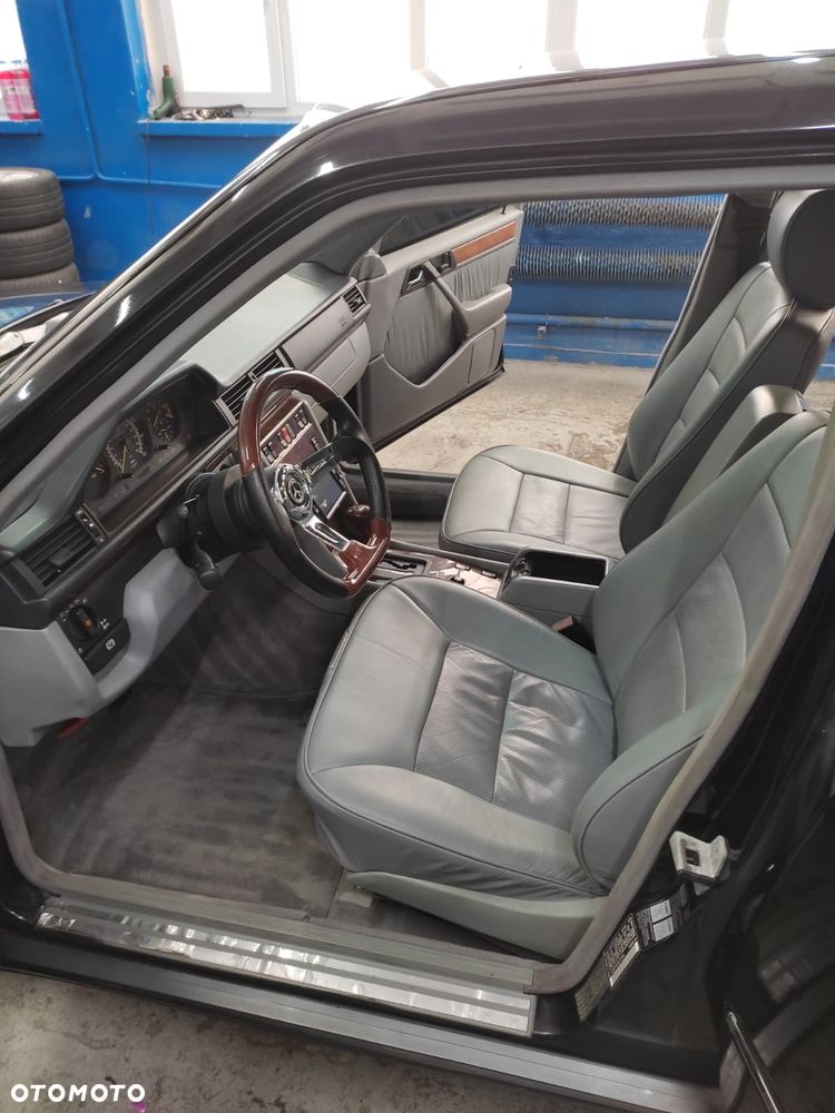 Mercedes-Benz Klasa E 420 - 13