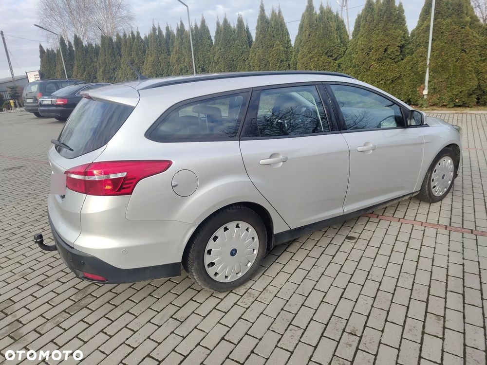 Ford Focus 1.5 TDCi ECOnetic 88g Start-Stopp-System Titanium - 3