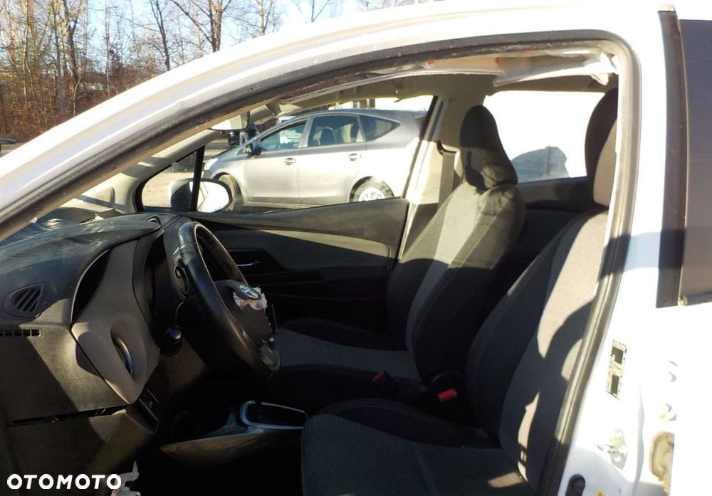Toyota Yaris - 28