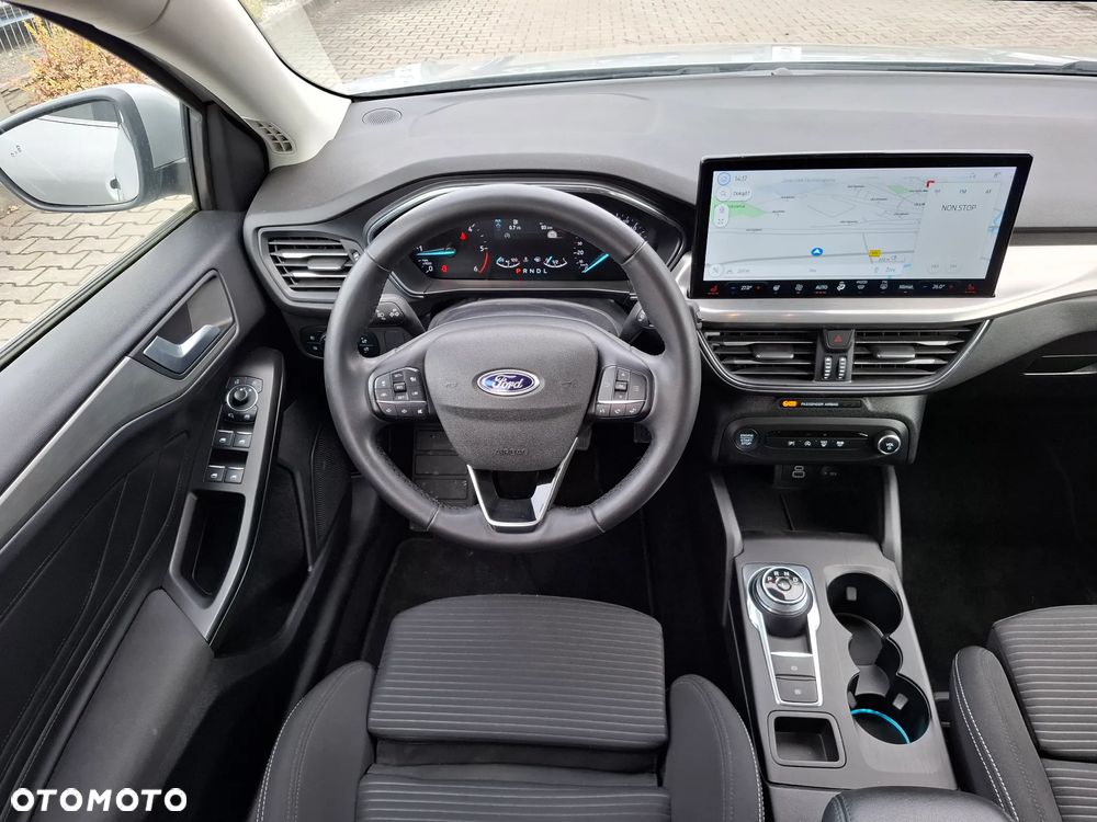 Ford Focus SW - 17