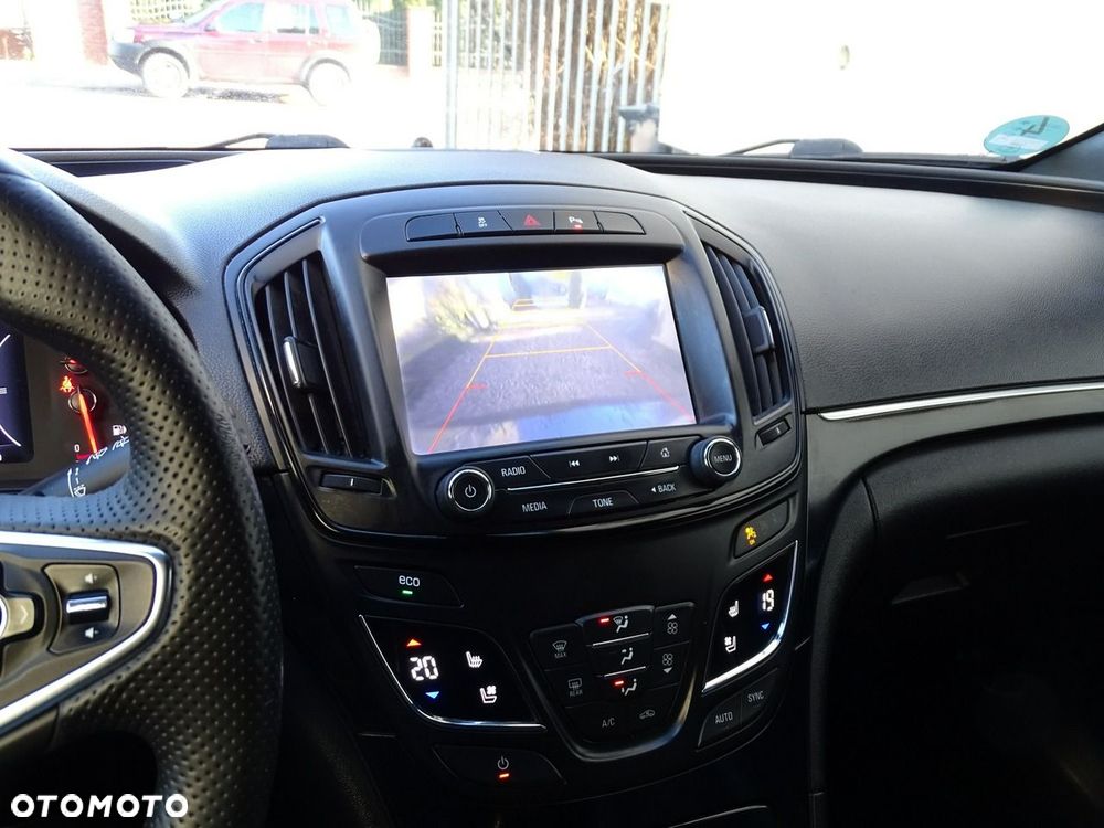 Opel Insignia - 24