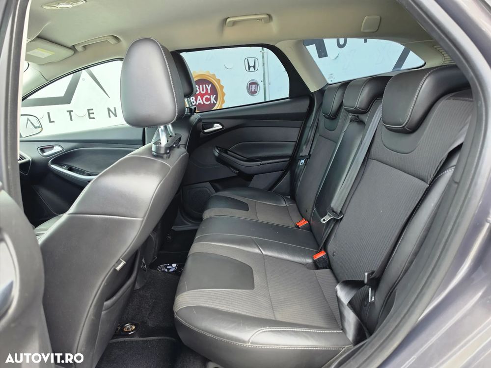 Ford Focus 2.0 TDCI DPF Aut. Titanium - 8