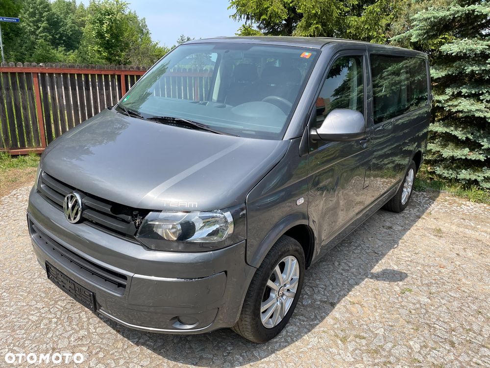 Volkswagen Caravelle - 12