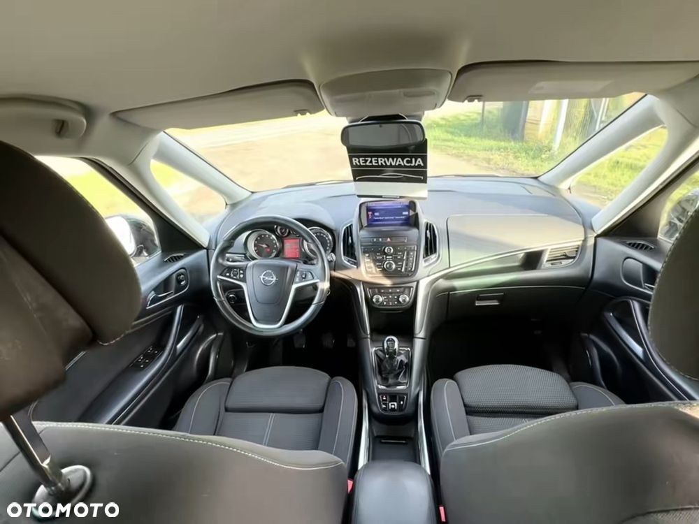 Opel Zafira - 8