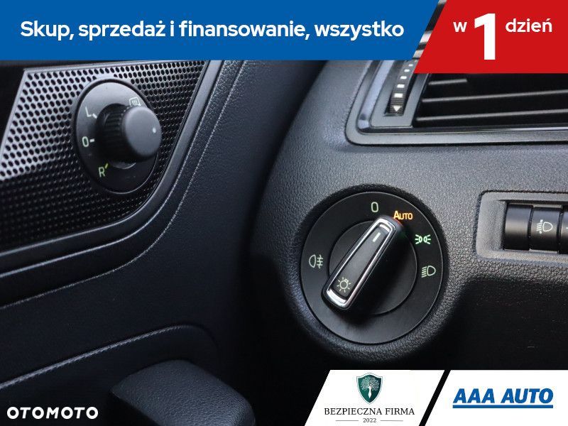 Skoda RAPID - 17