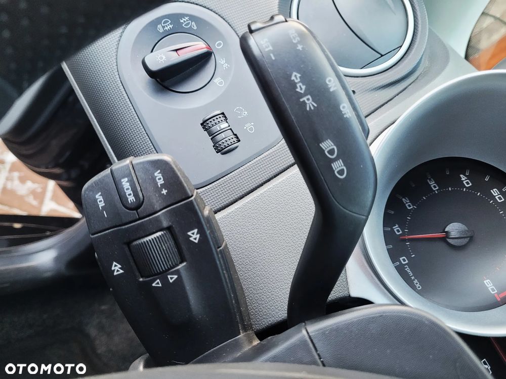 Seat Ibiza SC 1.4 16V Style - 16