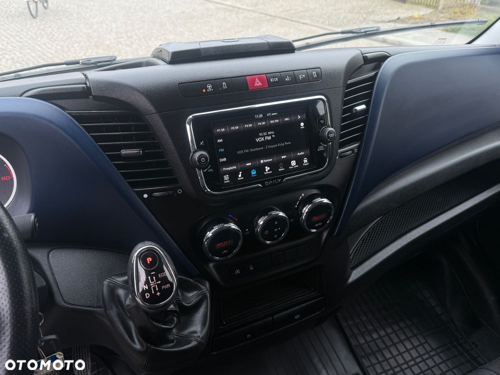 Iveco DAILY 35-160 160KM Hi Matic * Full LED Resor + Poduszka * Mroźnia *-8 E . PALET* Agregat CARRIER * Izoterma +Winda 750KG SUPER STAN!!! - 17