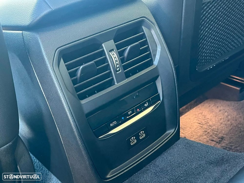 BMW 320 e Corporate Edition Auto - 38