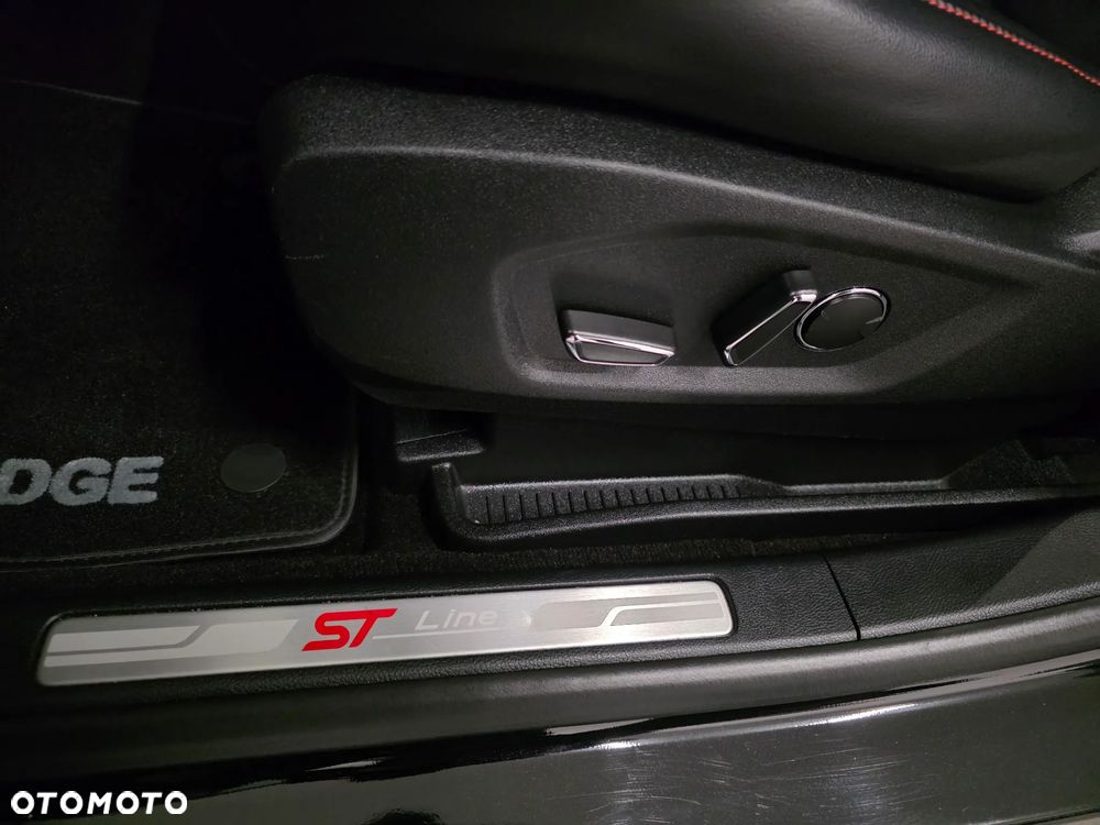 Ford Edge 2.0 EcoBlue Twin-Turbo 4WD ST-Line - 19