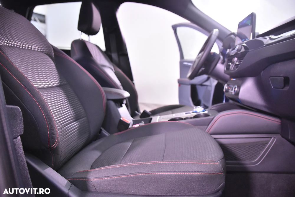 Ford Kuga 2.0 EcoBlue Aut. ST-LINE X - 11