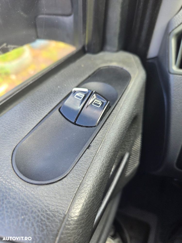 Mercedes-Benz Vito - 10