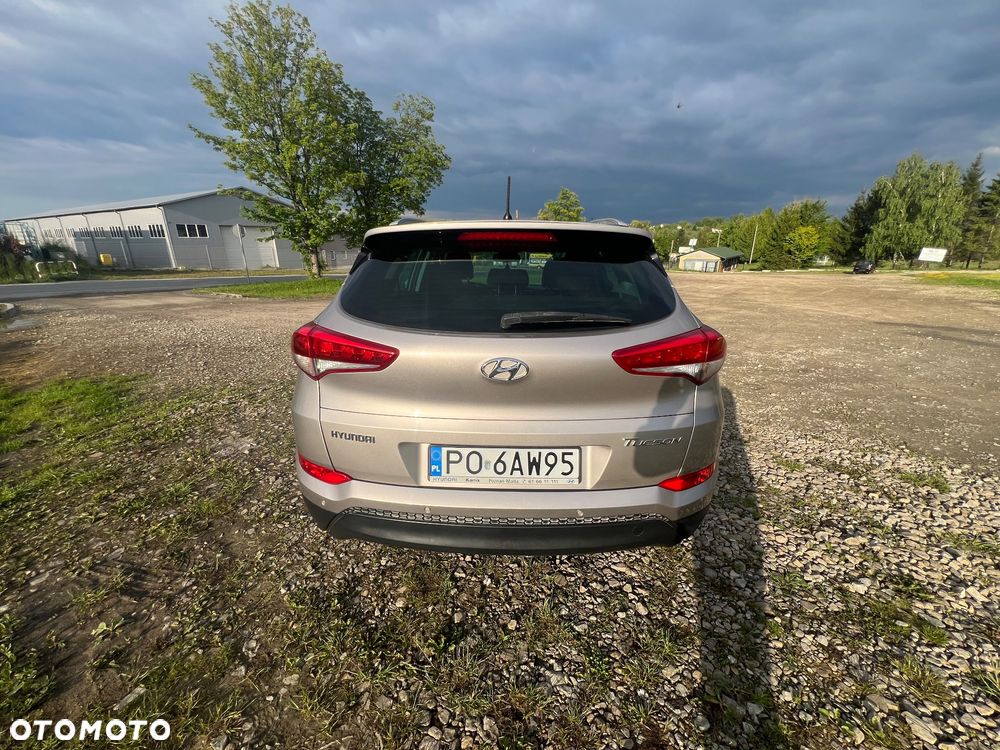 Hyundai Tucson - 4