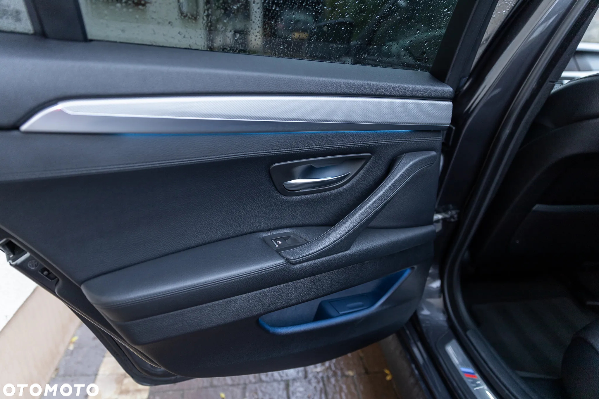 BMW Seria 5 530d xDrive - 33