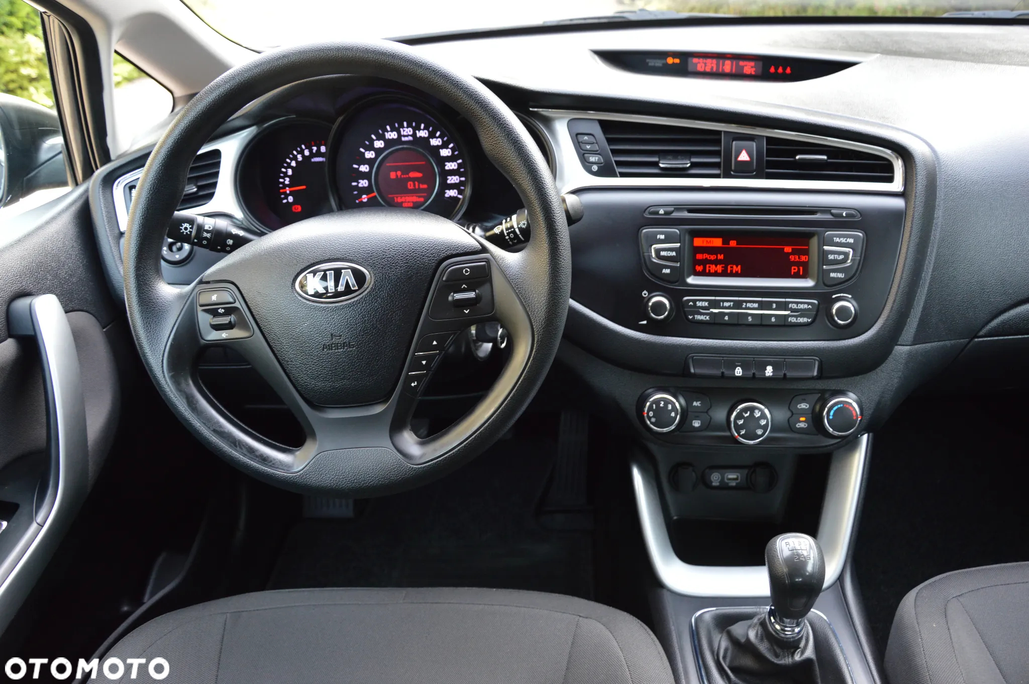 Kia Ceed - 22