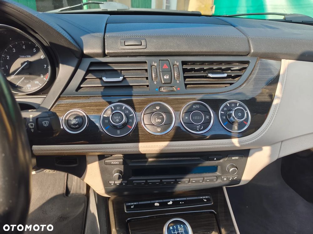 BMW Z4 23i sDrive - 13