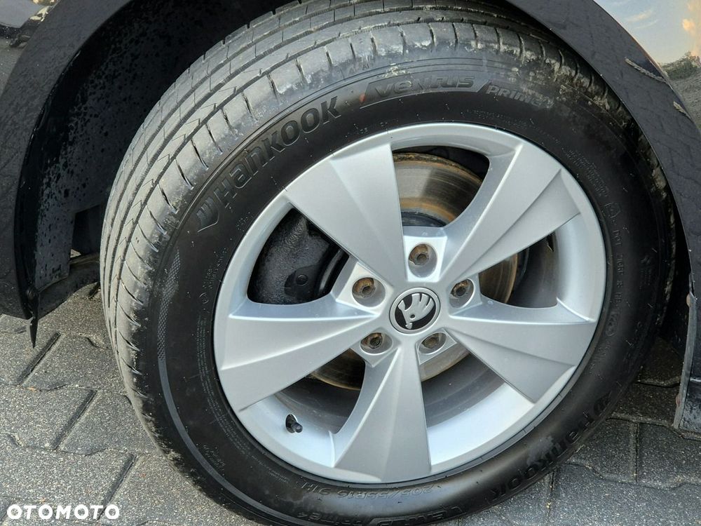 Skoda Octavia 2.0 TDI DSG Style - 10