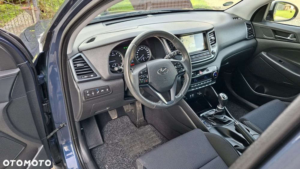 Hyundai Tucson 1.6 GDi 2WD Select - 26