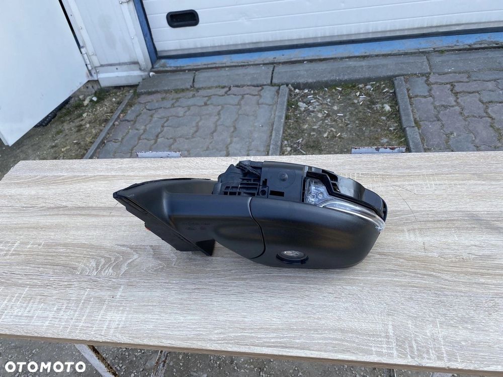 LUSTERKO LEWE FORD KUGA MK3 11 PIN LV4B17683DE - 2