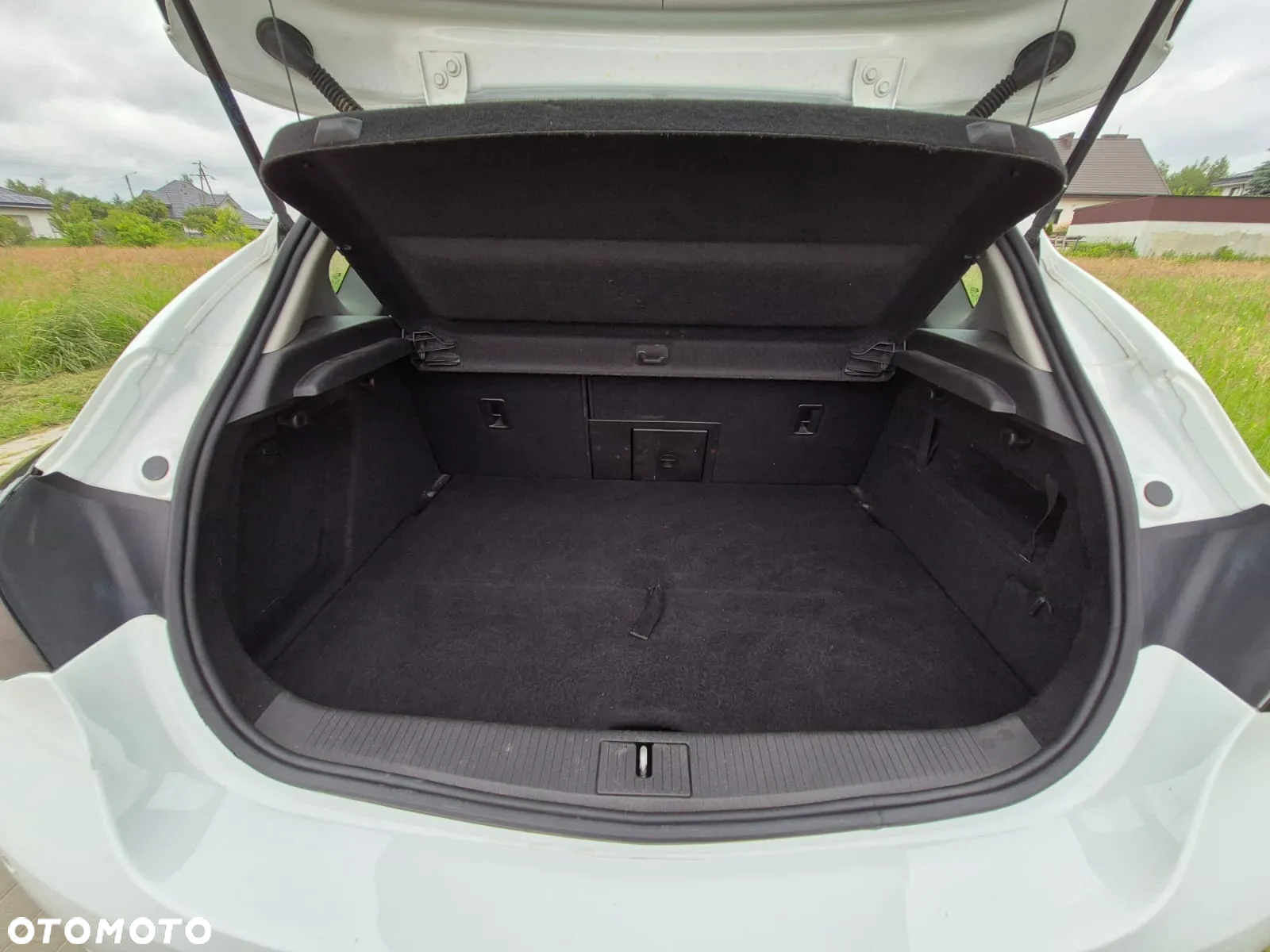 Opel Astra IV 2.0 CDTI Cosmo - 38