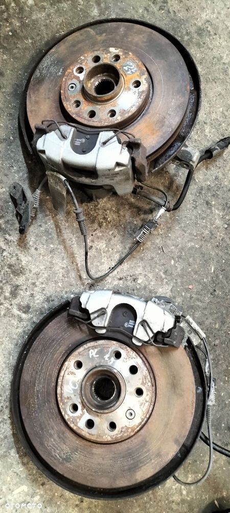 Zaciski piasta przód Vectra c signum 1.9 120km - 1