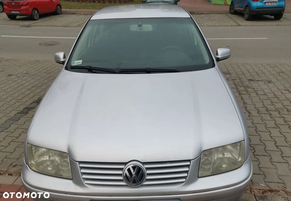 Volkswagen Bora Variant 1.6 - 6