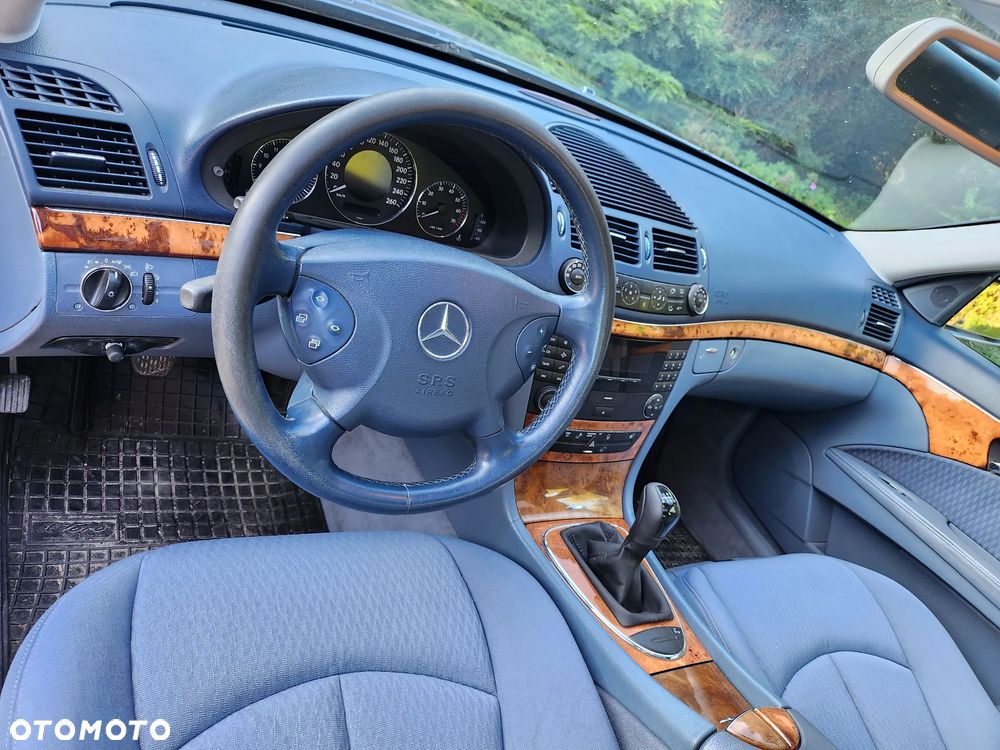 Mercedes-Benz Klasa E 200 Kompressor Elegance - 11
