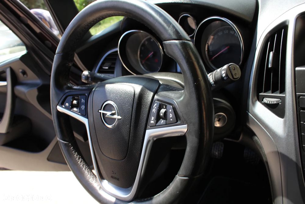 Opel Astra - 20