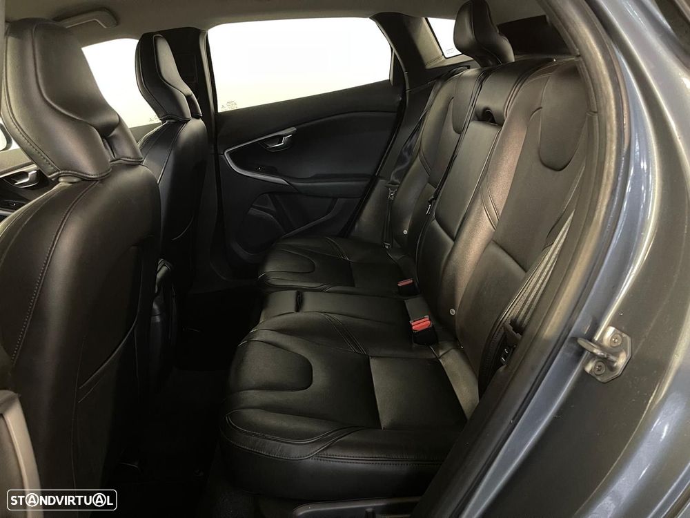 Volvo V40 1.6 D2 Momentum - 13